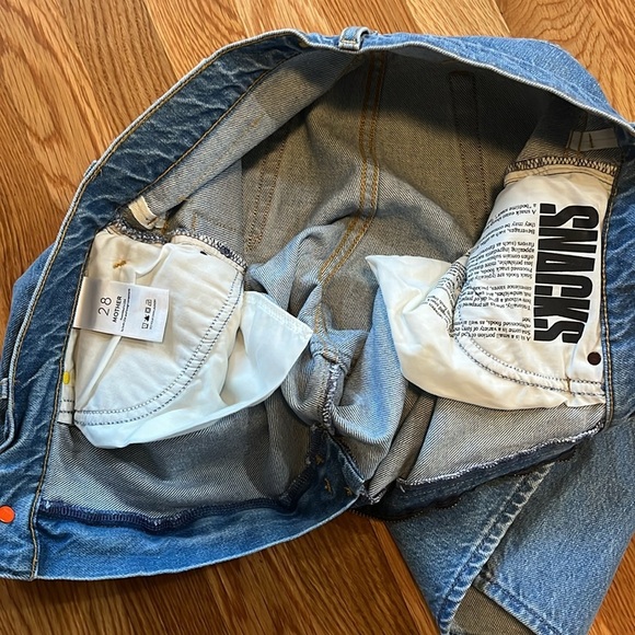 MOTHER Snacks High-Waist Push-Pop Shorts Size 28 NWT - Picture 9 of 12